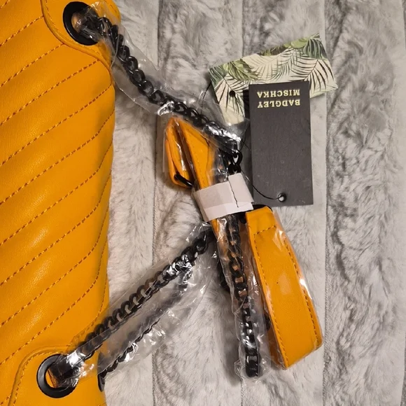 Badgley Mischka Bright Yellow Quilted Shoulder Bag - Picture 7 of 7